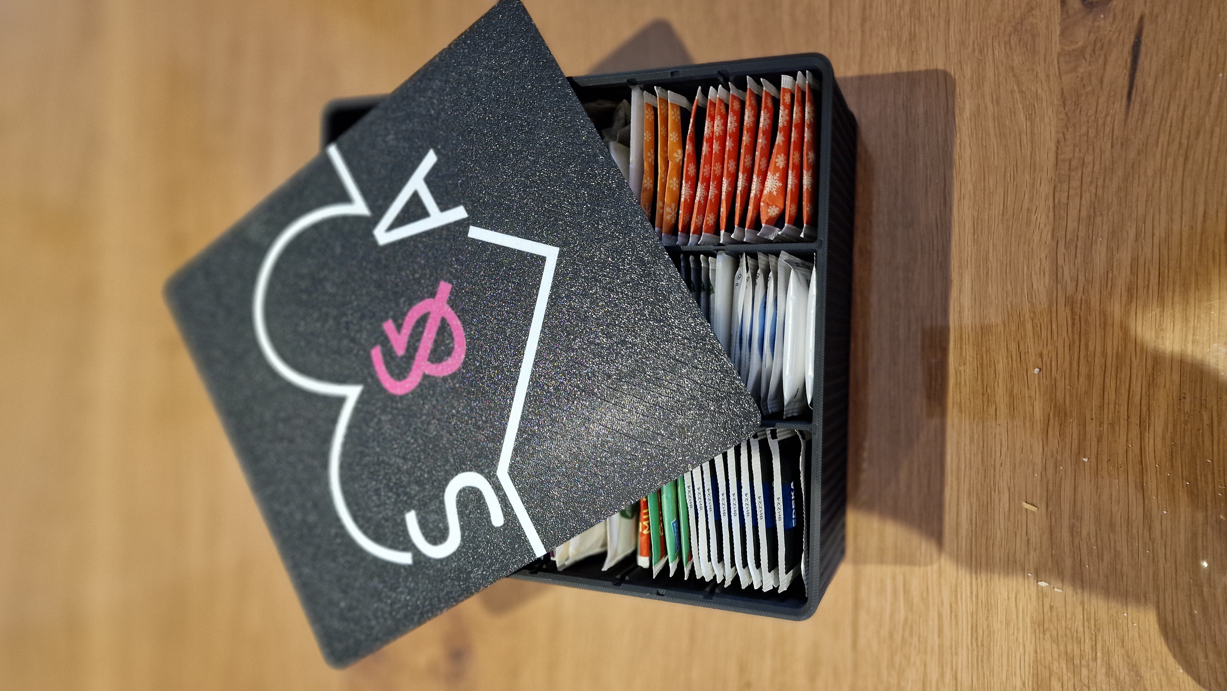 Aufbewahrung für Tee, individualisiert