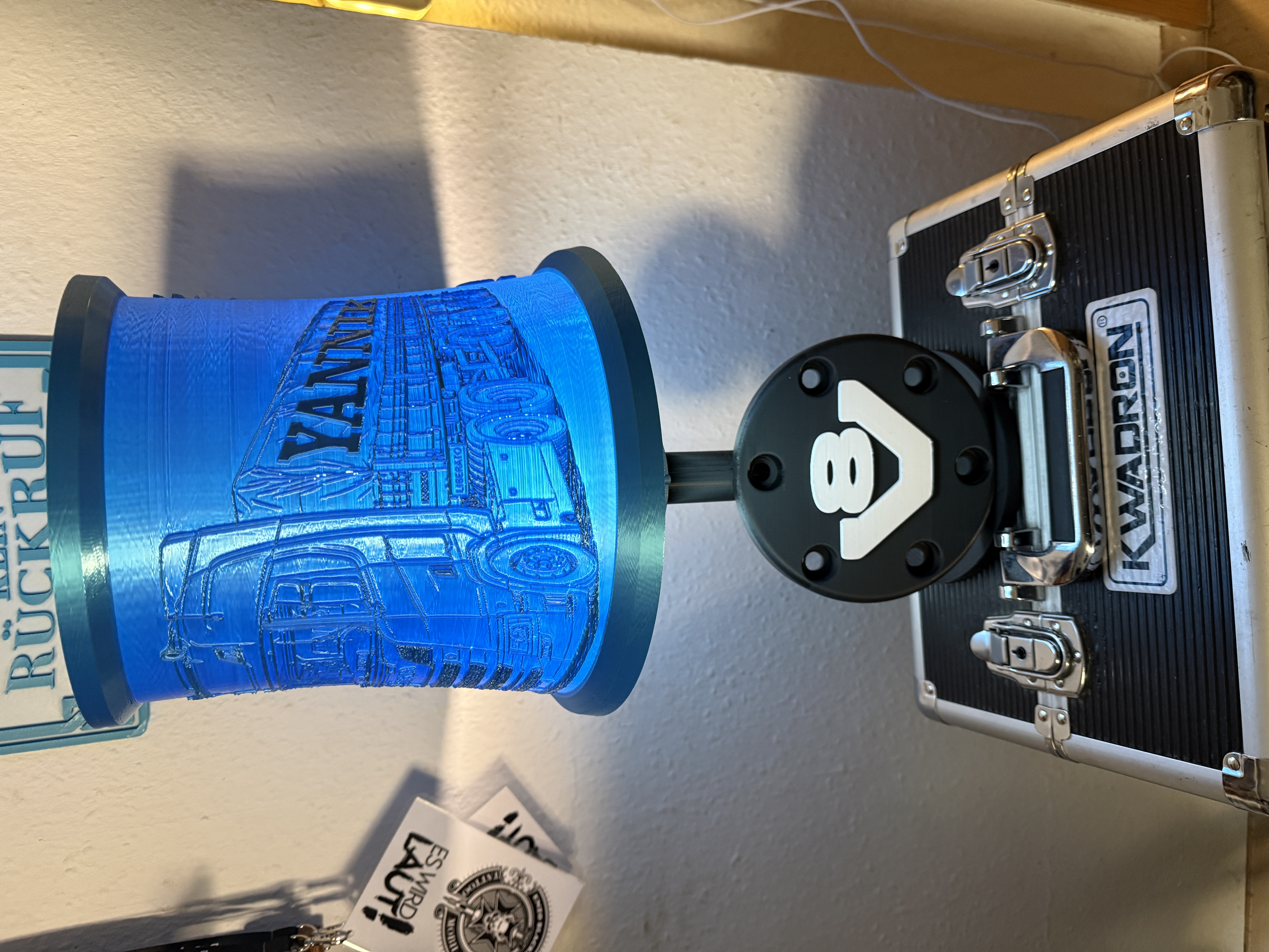 MAN V8 Lampe