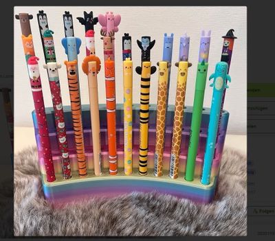 Stifthalter | Stiftehalter für Legami "Lovely Friends" Gelstifte mit kostenlose Personalisierung in – 3D gedrucktes Sonstiges aus PLA