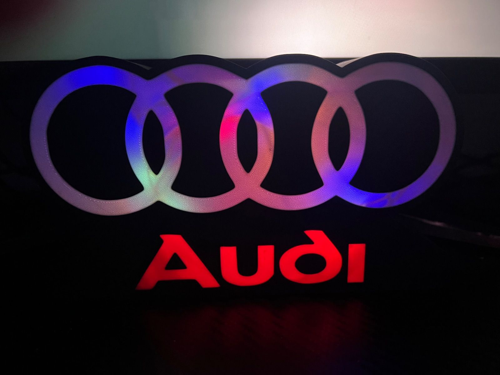 Leuchtbox Audi